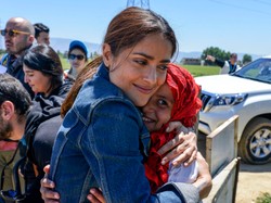 Tylko nieliczne tak mają! 49-letnia Salma Hayek piękna bez makijażu