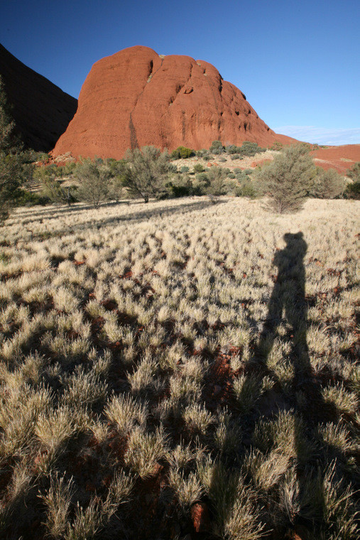 Na trasie w Dolinie Wiatrów, Kata Tjuta (Olgas)