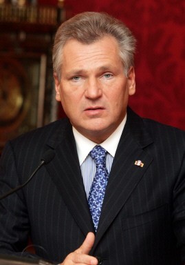 AUSTRIA-POLAND-FISCHER-KWASNIEWSKI