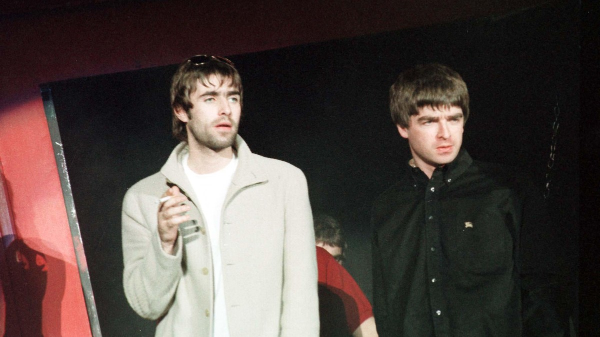 Gyűlölték egymást, most mégis újra összeállnak: ezek voltak az Oasis legnagyobb balhéi
