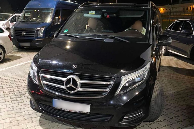 Mercedes skradziony we Włoszech