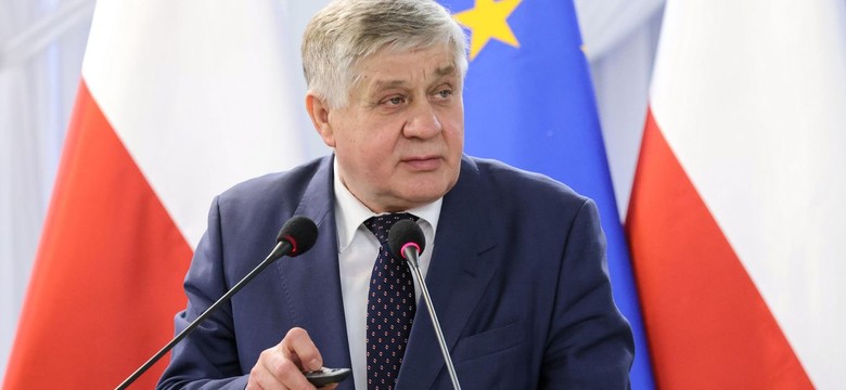 Jurgiel: Czy dzieci w szkołach, zamiast mleka krowiego będą pić roślinne zamienniki