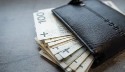 Za staż: dodatkowe 518 zł premii w październiku 2025 r.
