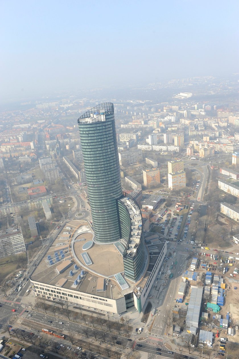 Sky Tower we Wrocławiu