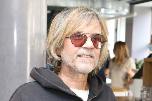 (FOTO) OVA PRIRODNA LEPOTICA JE SESTRA ŽIKE TODOROVIĆA Školovala se u Njujorku i Londonu: Svi je znate iz filma "Profesionalac" u kojem je igrala sa ocem Borom
