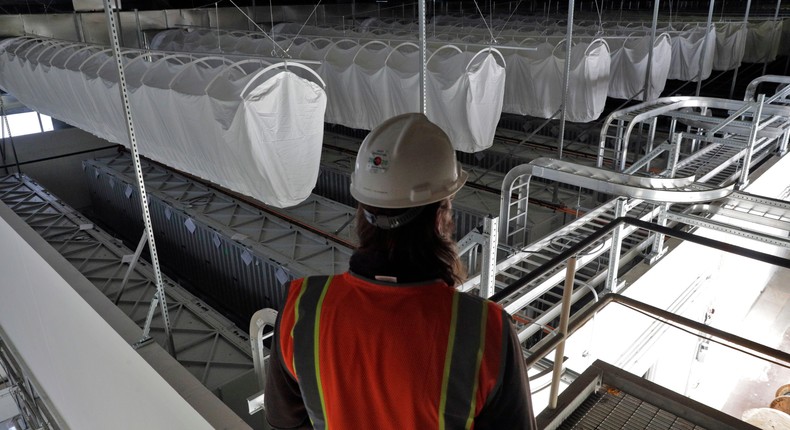 David Yeager, project manager for Vistra Zero looks over the battery array in an old generator building.San Francisco Chronicle/Hearst Newspapers via Getty Images/Getty Images