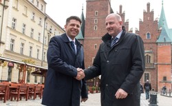 Nowoczesna przejmuje radnych PO. Koalicja przeciwko PiS we Wrocławiu