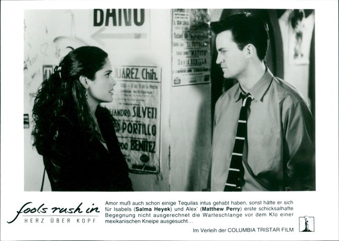 Metju Peri i Salma Hajek u filmu "Fools Rush in"
