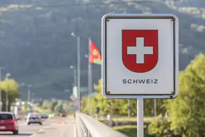 Szwajcaria wprowadziła e-winietę. Ułatwienie dla kierowców od 1 sierpnia