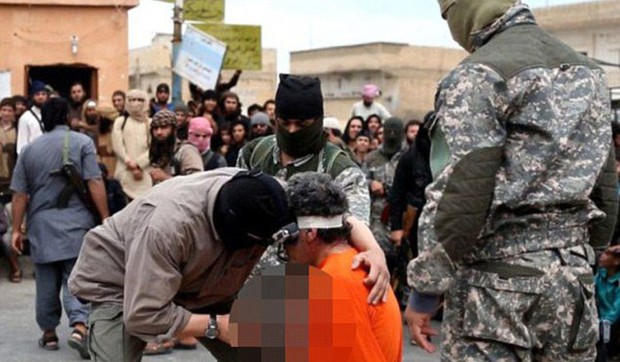 isis egzekucija foto Twitter Daily Mail Online