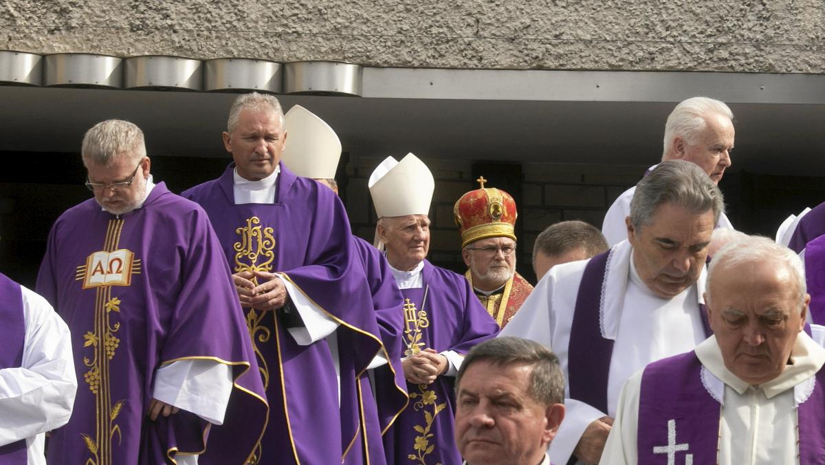  29.09.2021 Wroclaw . Pogrzeb biskupa Edwarda Janiaka 