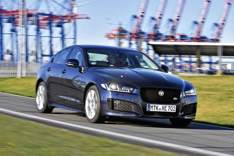 Jaguar XE S