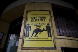 Przykład Australii pokazuje, że pandemia szybko się nie skończy. Inne państwa muszą pilnie działać [OPINIA]