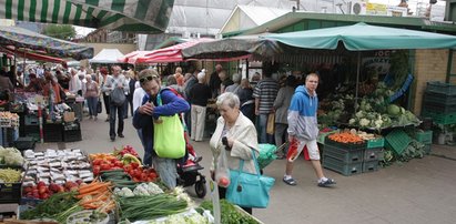 Ceny na bazarku, jak w drogim sklepie