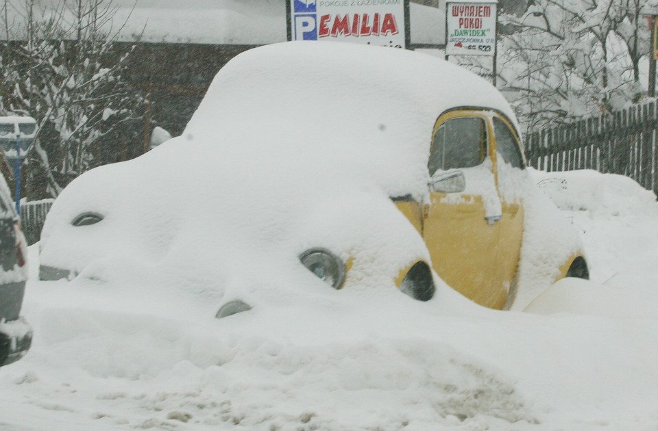 ZAKOPANE ZIMA TRUDNE WARUNKI DROGOWE