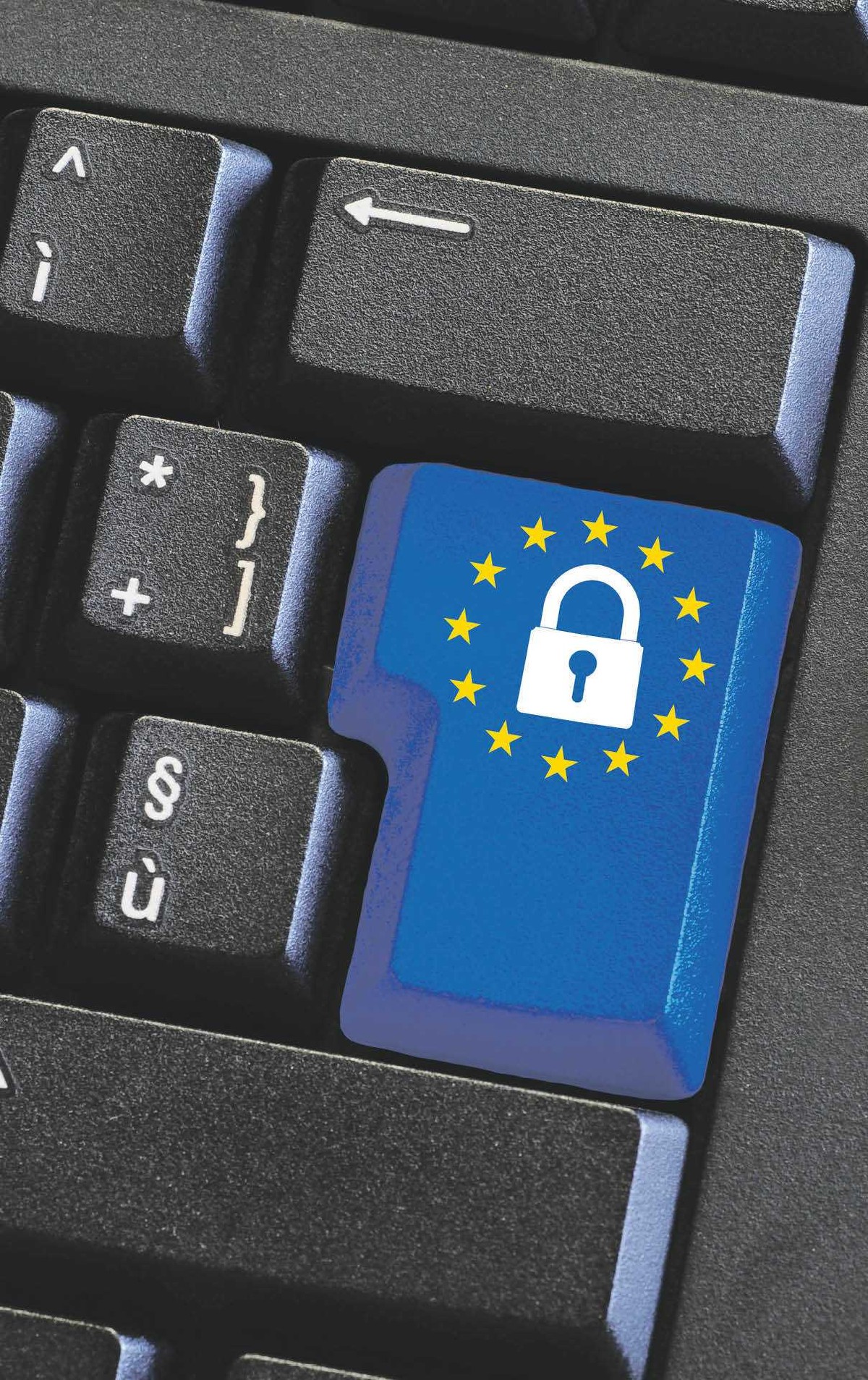 Klawisz "enter" w kolorze flagi Unii Europejskiej