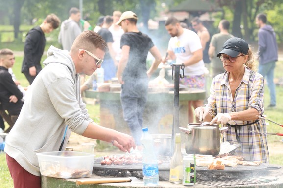GDE JE NAJBOLJE ROŠTILJATI ZA 1. MAJ U BEOGRADU Ovo je spisak top lokacija, ali budite na oprezu: Tamo gde je zabranjeno, kazne su VELIKE