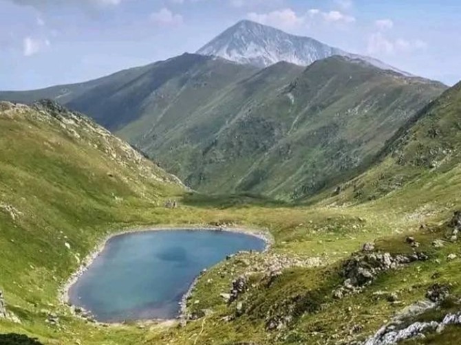 Štrbačko jezero na Šar-planini