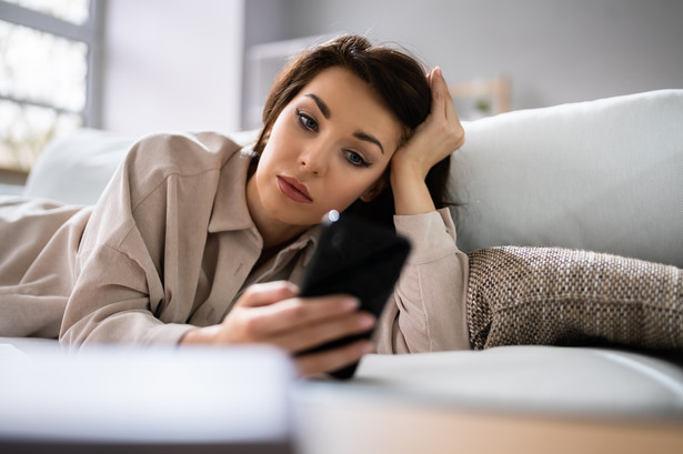 Ghosting mocno wpływa na psychikę. Może prowadzić m.in. do depresji