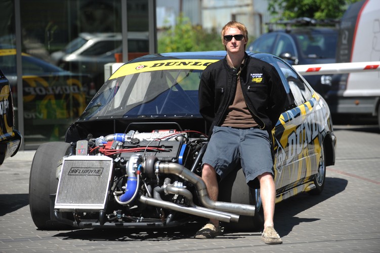 Maszyna Karłowa to zbudowany od podstaw hot rod