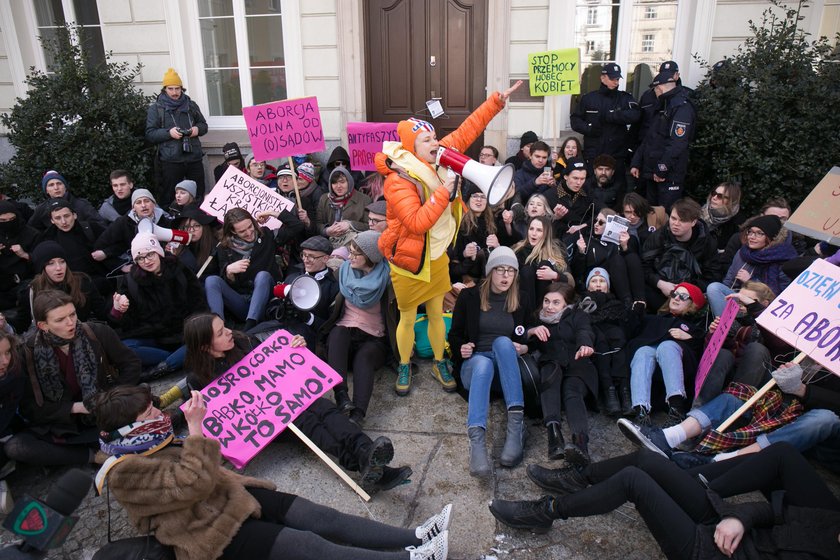 Aborcja ciąży PiS