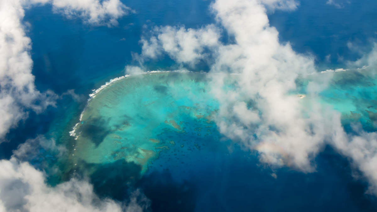 <strong>Trzęsienie ziemi o magnitudzie 5,7 nawiedziło w sobotę archipelag wysp Tonga na południowym Pacyfiku - podała amerykańska służba geologiczna USGS. Epicentrum wstrząsów znajdowało się 186 km na południowy zachód od stolicy królestwa, 24-tysięcznej Nuku‘alofy. </strong>