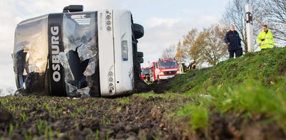 Wypadek autobusu z 82 uchodźcami