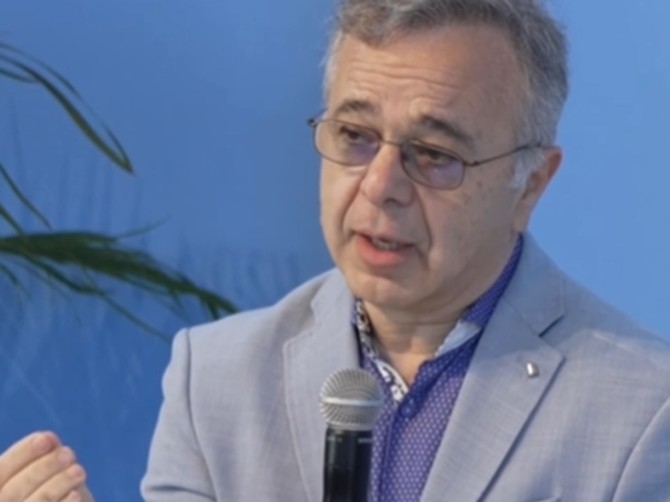 Ljudi koji lepo stare uvek se pridržavaju 5 ključnih navika, tvrdi neurolog