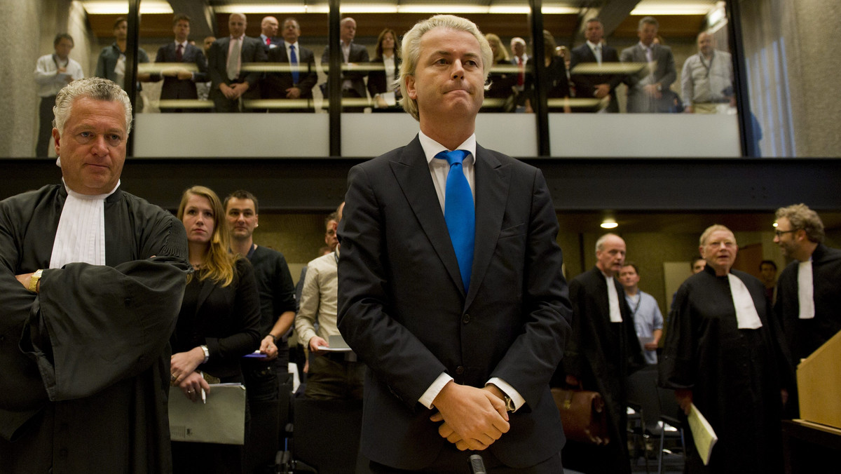 Przed sądem w Amsterdamie rozpoczął się proces przywódcy skrajnie prawicowej i antyimigracyjnej Partii na rzecz Wolności (PVV), Geerta Wildersa, któremu zarzuca się nawoływanie do nienawiści na tle rasowym i dyskryminację muzułmanów.