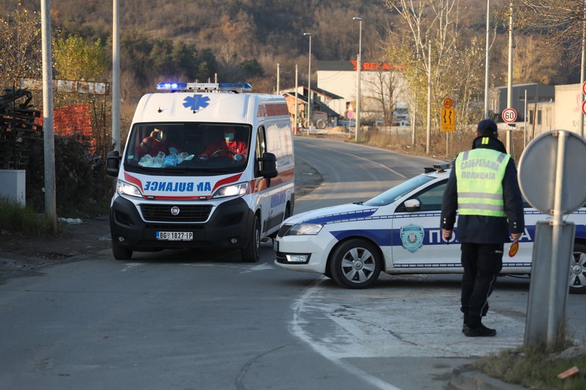 Hitna pomoć pod rotacijom odlazi iz fabrike