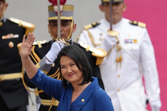 Keiko Fudžimori položila zakletvu, postala prva žena predsednica Perua