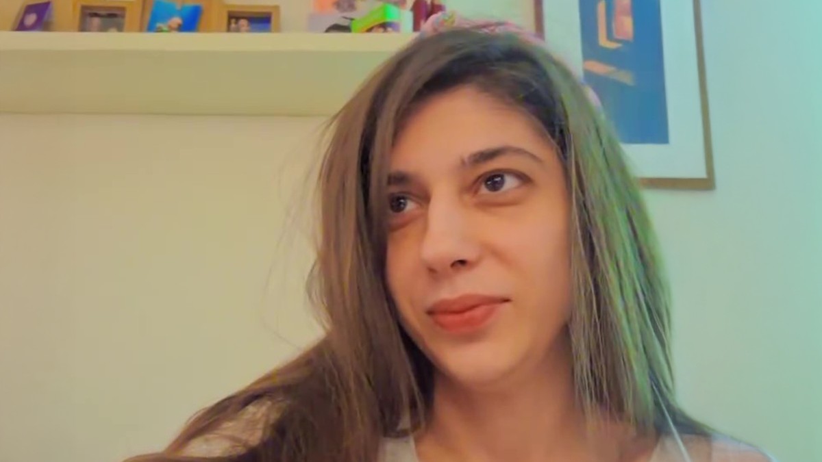 (VIDEO) POSLE RAZVODA OD FATALNOG KOLEGE, NAŠA GLUMICA PODELILA SNIMAK SA ĆERKOM Mala Vasilija sređuje kosu mami, hoće i da je šminka: 