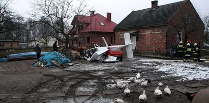 Samolot spadł na malucha