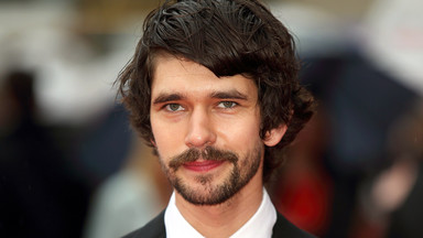 Ben Whishaw zagra Freddiego Mercury’ego