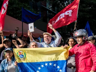 Zwolennicy Nicolasa Maduro z PDVSA. Caracas, 29 stycznia 2019 r.