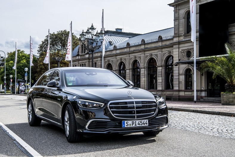 Mercedes S680 GUARD 4MATIC