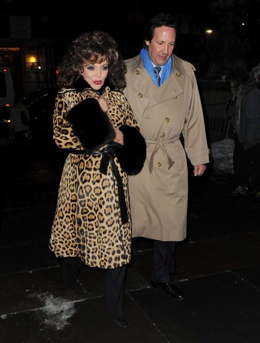 Joan Collins ma 77 lat i wygląda seksi?