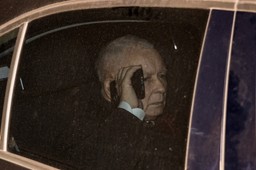 sukcesja w pis już się zaczęła? dwie wigilie i podpisy pod usunięciem