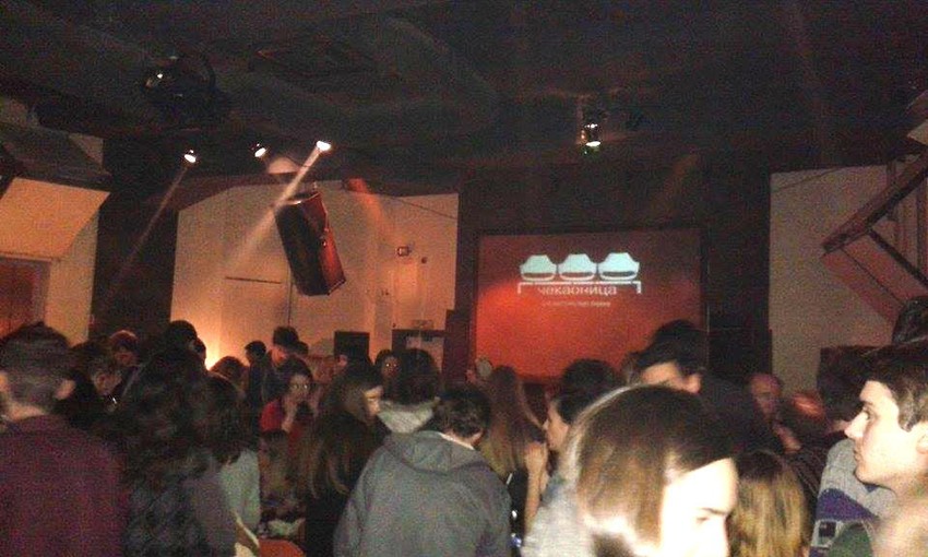 Opuštena atmosfera uz Kjubrikove filmove u džez klubu "Čekaonica"