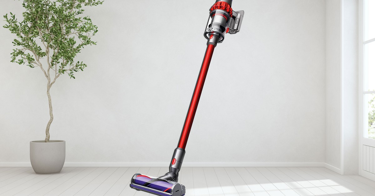 Dyson V11 Outsize praktyczna recenzja dużego odkurzacza bezprzewodowego
