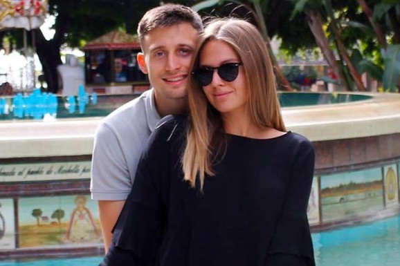 OVA PRELEPA PLAVUŠA JE ŽENA ALEKSE AVRAMOVIĆA Zavoleo ju je kada je imao 21 godinu i sa njom ima sina: Teodora je drugačija od drugih žena sportista