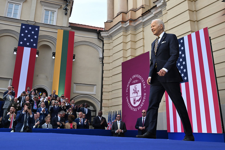 Prezydent USA Joe Biden na szczycie NATO w Wilnie, 12 lipca 2023 r.