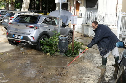Włochy zmagają się z miliardowymi stratami na skutek powodzi i "tropikalizacji"