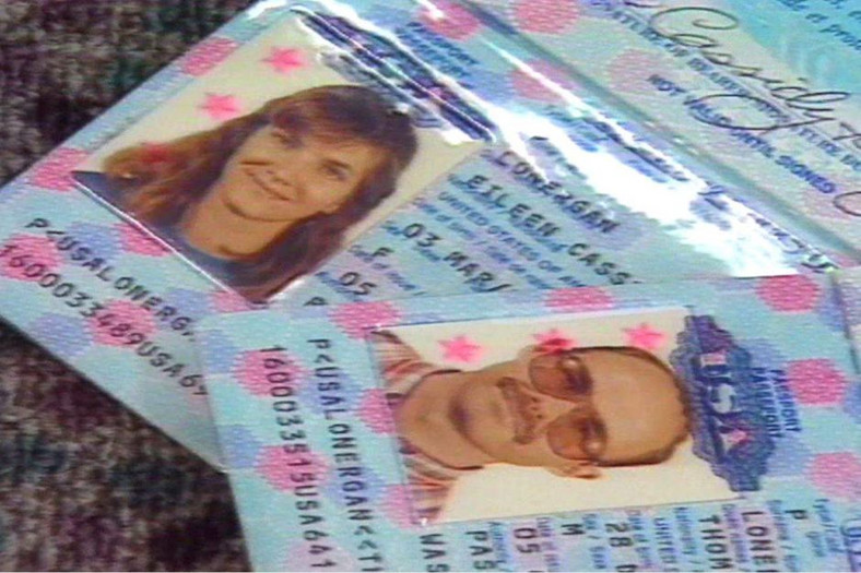 Paszporty Toma i Eileen Lonerganów
