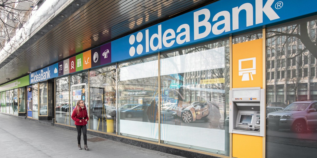 Idea Bank wskazuje, że "na tym etapie postępowania nie podziela argumentacji UOKiK oraz nie zgadza się ze sformułowanymi zarzutami, w związku z czym w dalszym toku postępowań zamierza je kwestionować". 