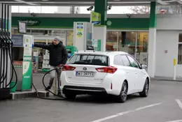 Zamontowałem gaz w swojej hybrydzie. Za przejechanie 100 km płacę tylko 21 zł