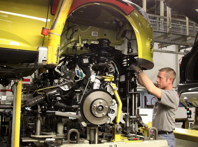 Zakład Forda w Saarlouis w południowo-zachodniej części Niemiec świętuje oficjalny początek produkcji focusa nowej generacji