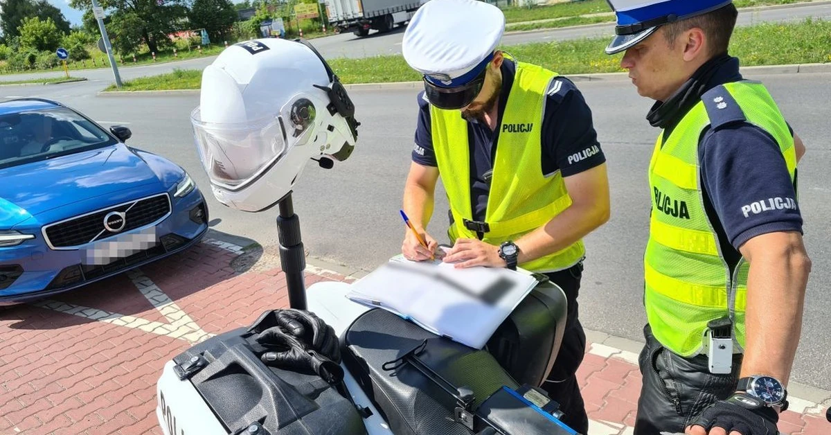 Od 18 czerwca 500 zł kary za nawigację. Ostrzejsze prawo zaskoczy kierowców