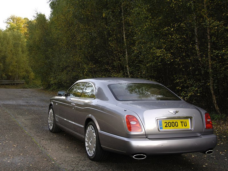 Bentley Brooklands: oficjalne dane techniczne