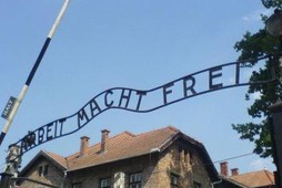 arbeit macht frei